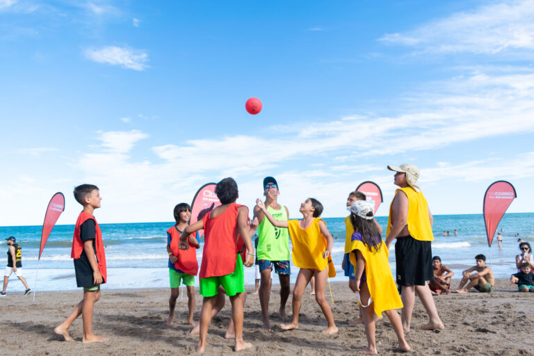 actividades recreativas en la playa las grutas