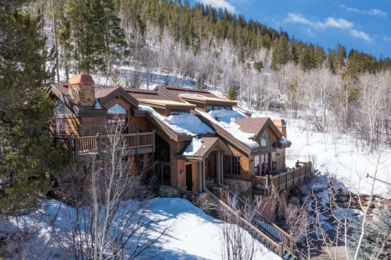 Qué cabañas ofrece El Molle Morado para tus vacaciones en Argentina 19 cabanas acogedoras en paisajes montanosos 1
