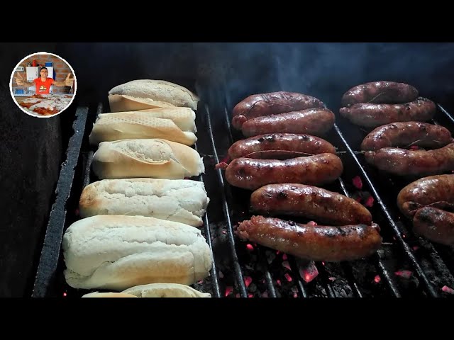choripan asado en parrilla argentina