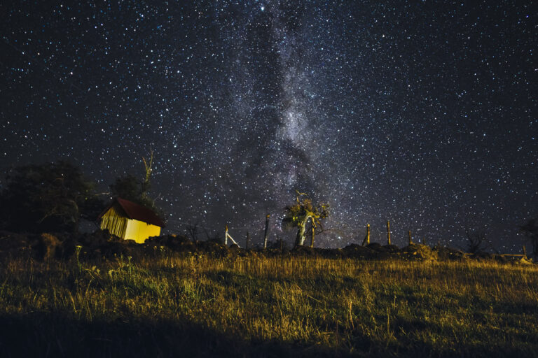 Cómo observar un cielo sin contaminación lumínica en Argentina