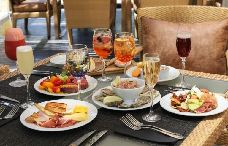 deliciosos platos en tenedor libre