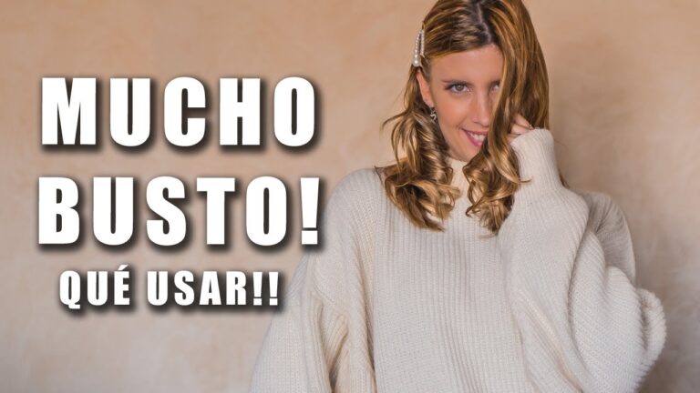 Cómo elegir el mejor buzo de cuello redondo para hombre 12 hombre probandose buzo de cuello redondo