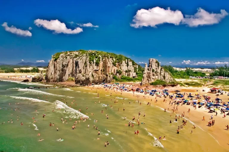 paisaje natural de torres brasil