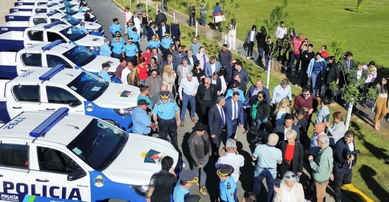 Qué funciones cumple la Policía Federal Argentina en Neuquén 14 policia federal en accion en neuquen