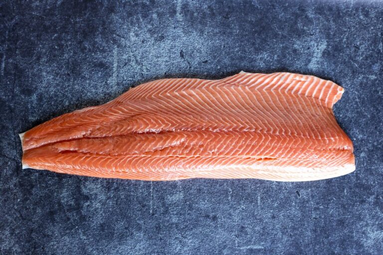 Cuánto cuesta un kilo de salmón rosado en Argentina 22 salmon rosado fresco en un mercado