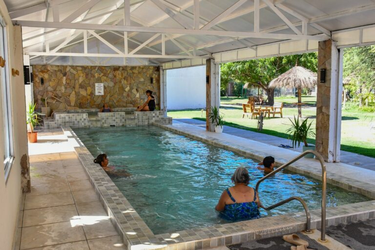 Cómo son las Termas de Balde en San Luis y qué camping ofrecen 30 termas de balde rodeadas de naturaleza