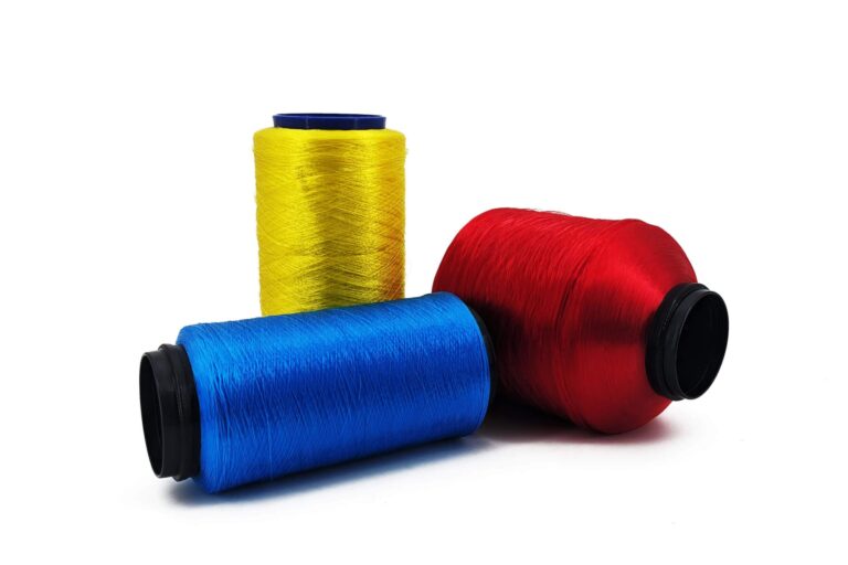 Qué multifilamento elegir para pesca variada en agua dulce y salada 9 varias bobinas de hilo multifilamento colorido