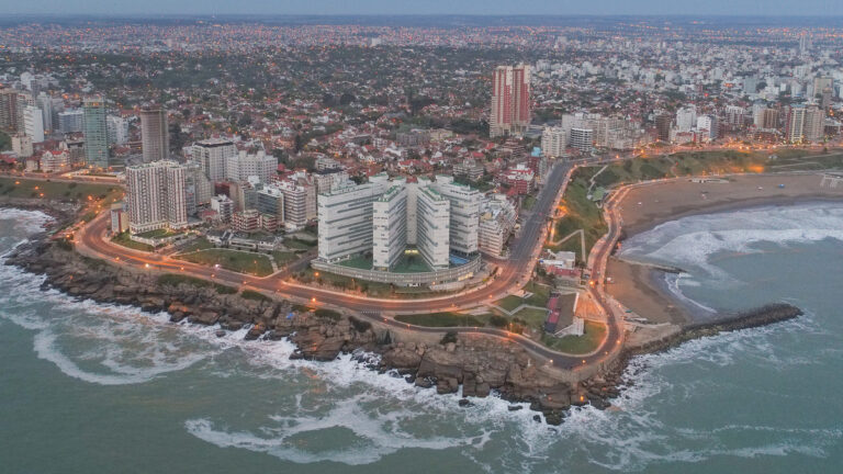 Qué significa MDQ en relación a Mar del Plata 28 vista panoramica de mar del plata 2