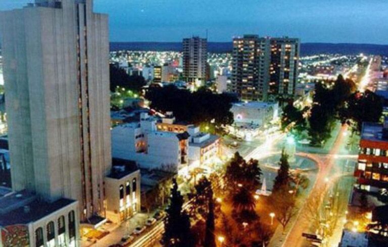 Qué lugares y actividades interesantes hay para hacer en Neuquén Capital
